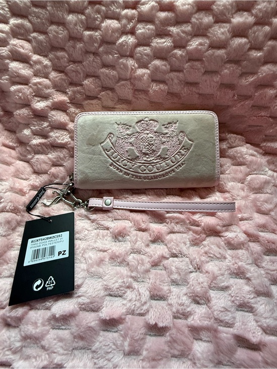 Juicy Couture Handbags - Juicy Couture UK Long Wallet Beige / Pink **Born In Glamorous USA** design! NWT!